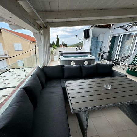 Penhaus apartman Angelus Drage Pakoštane Exterior foto