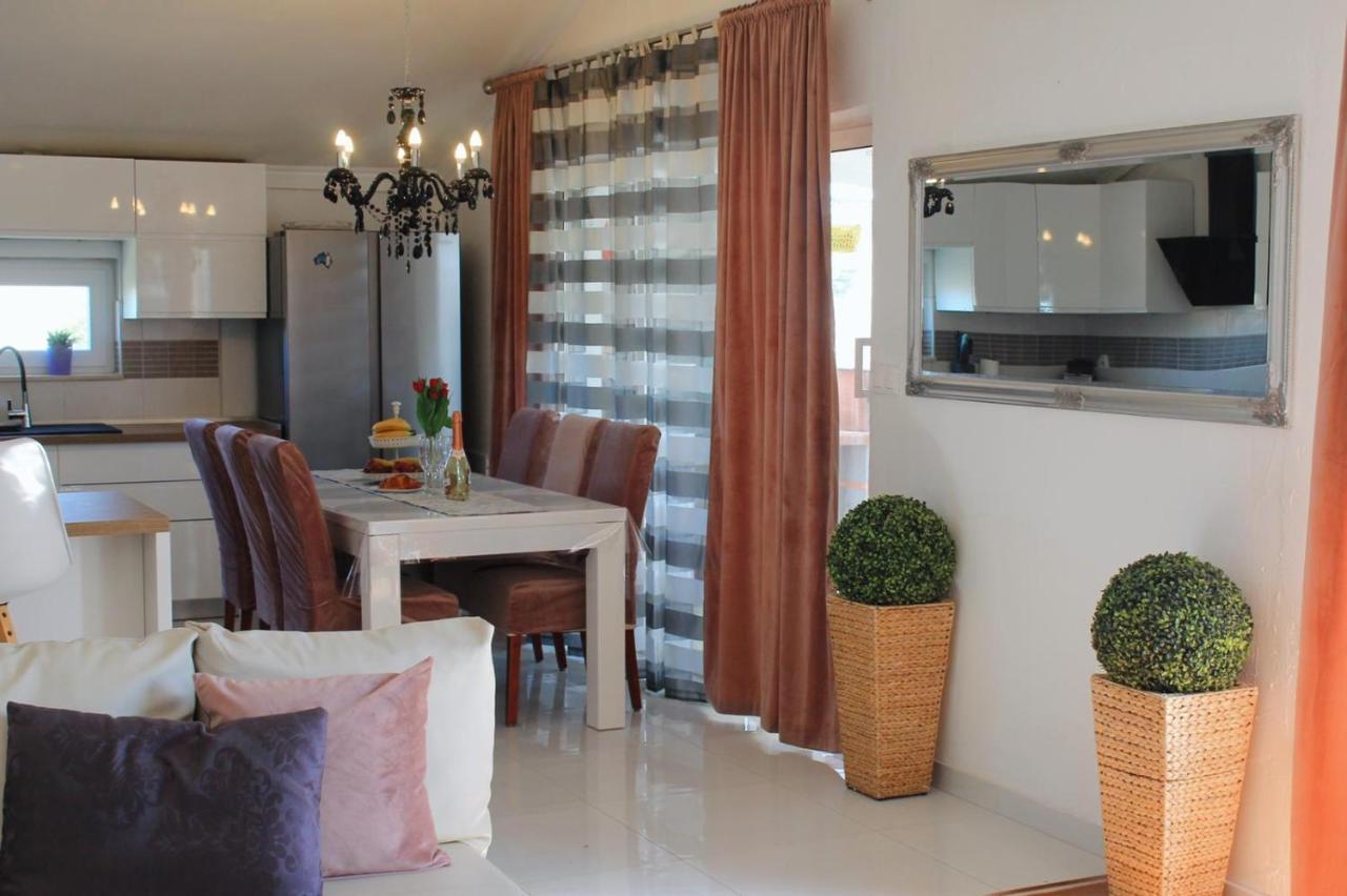 Penhaus apartman Angelus Drage Pakoštane Exterior foto