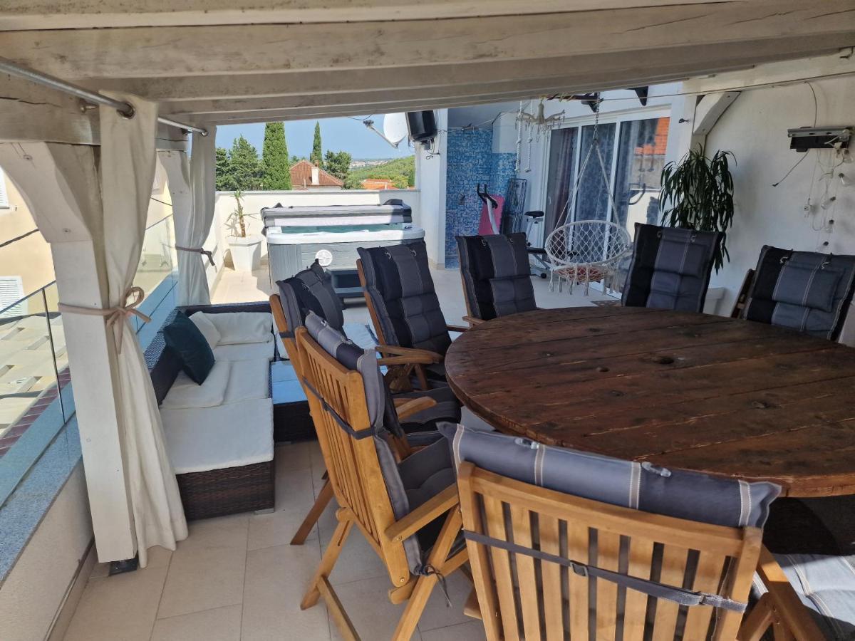 Penhaus apartman Angelus Drage Pakoštane Exterior foto