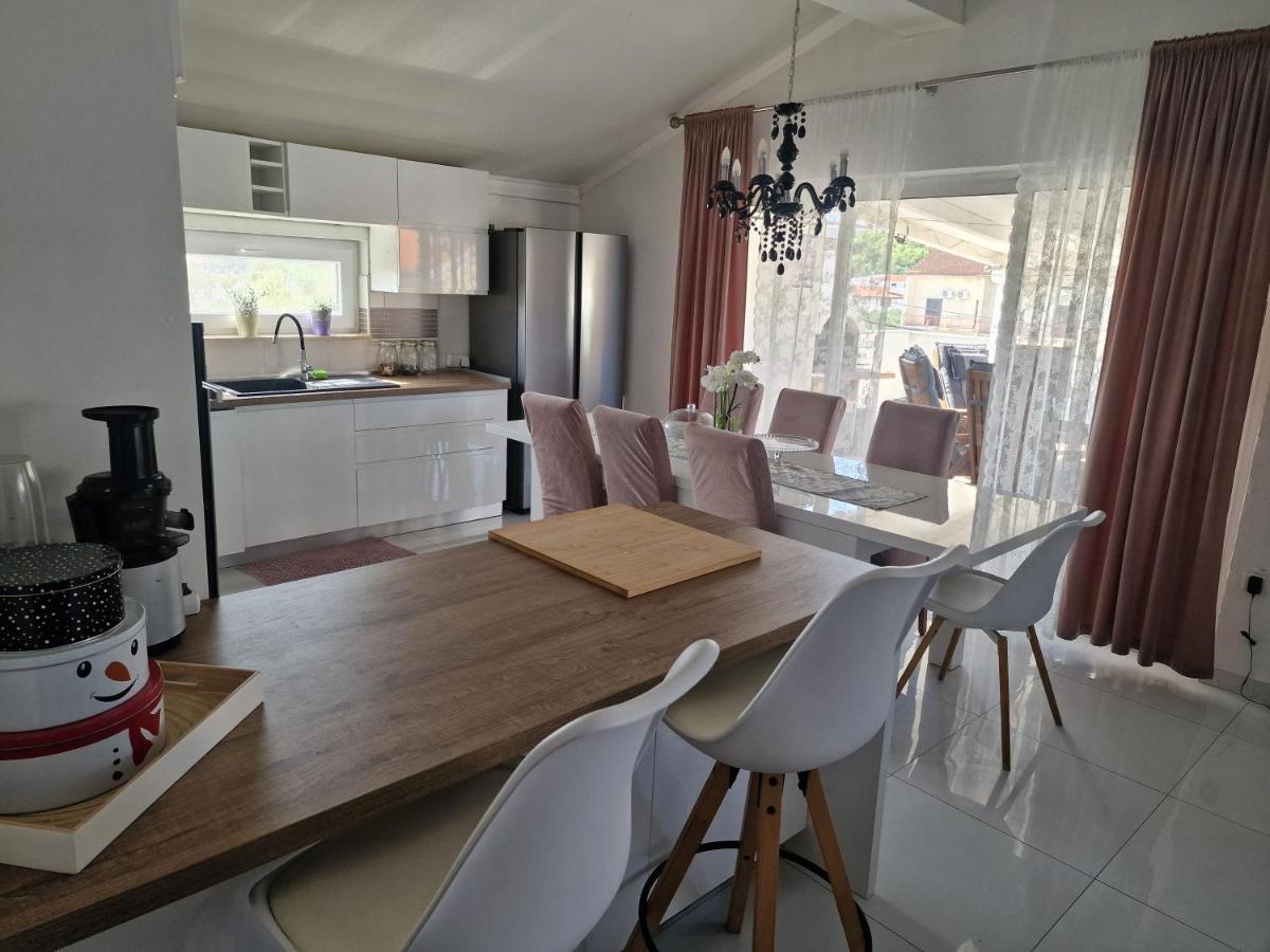 Penhaus apartman Angelus Drage Pakoštane Exterior foto