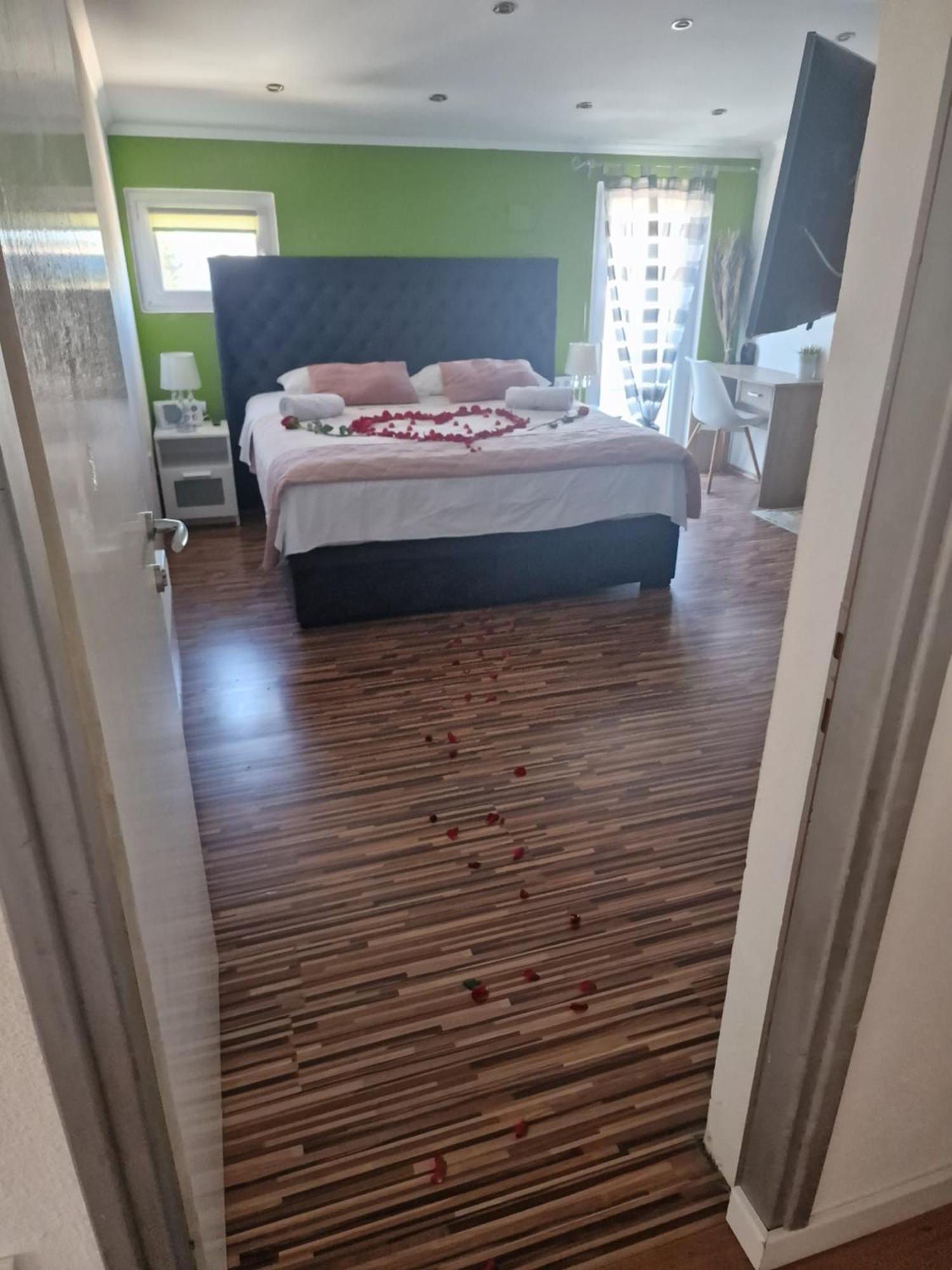 Penhaus apartman Angelus Drage Pakoštane Exterior foto